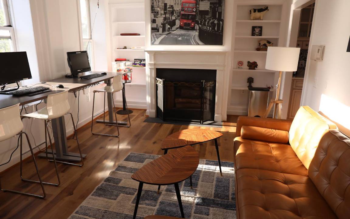 Photo of Livingroom in Logan Circle