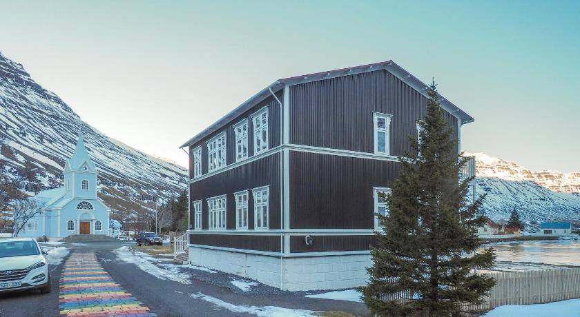 Photo of Buildings in Seydisfjordur
