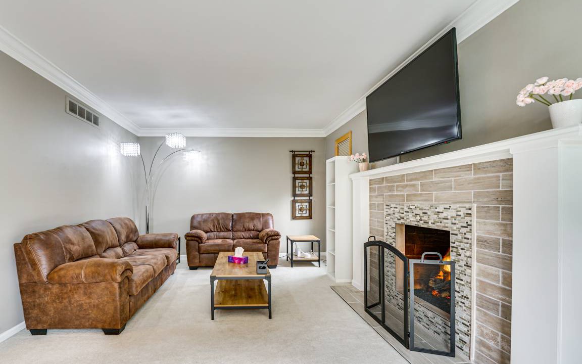Photo of Livingroom in Sterling Heights