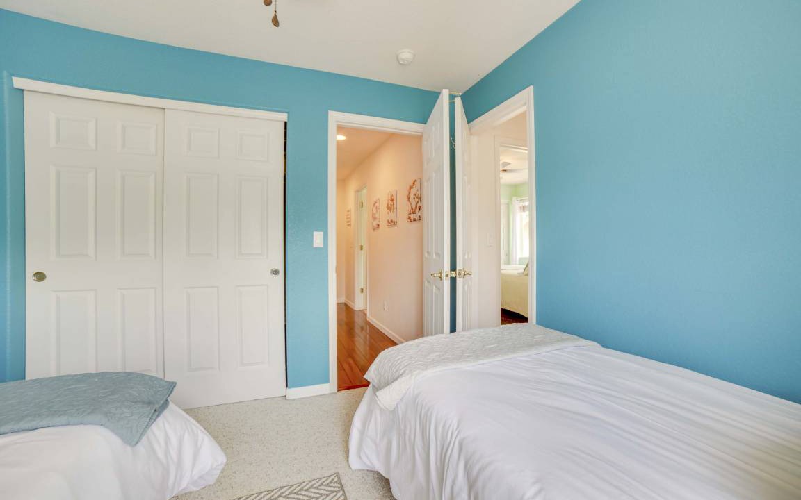 Photo of Bedroom in West University