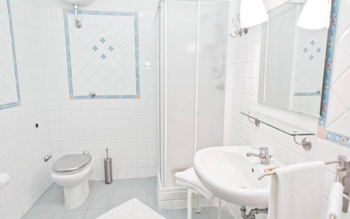 Photo of Bathroom in Castagno