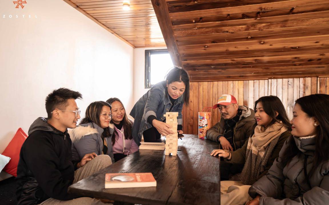 Photo of Human In Picture in Geyzing