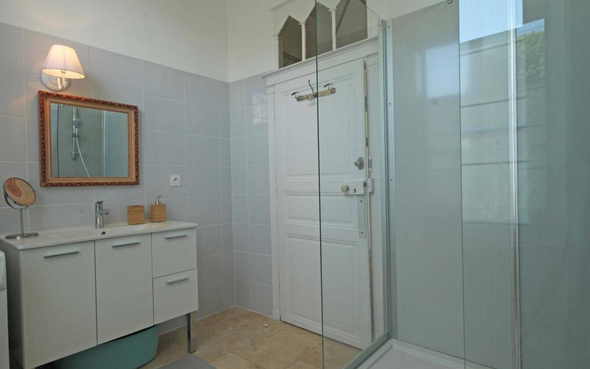 Photo of Bathroom in Bellavilliers