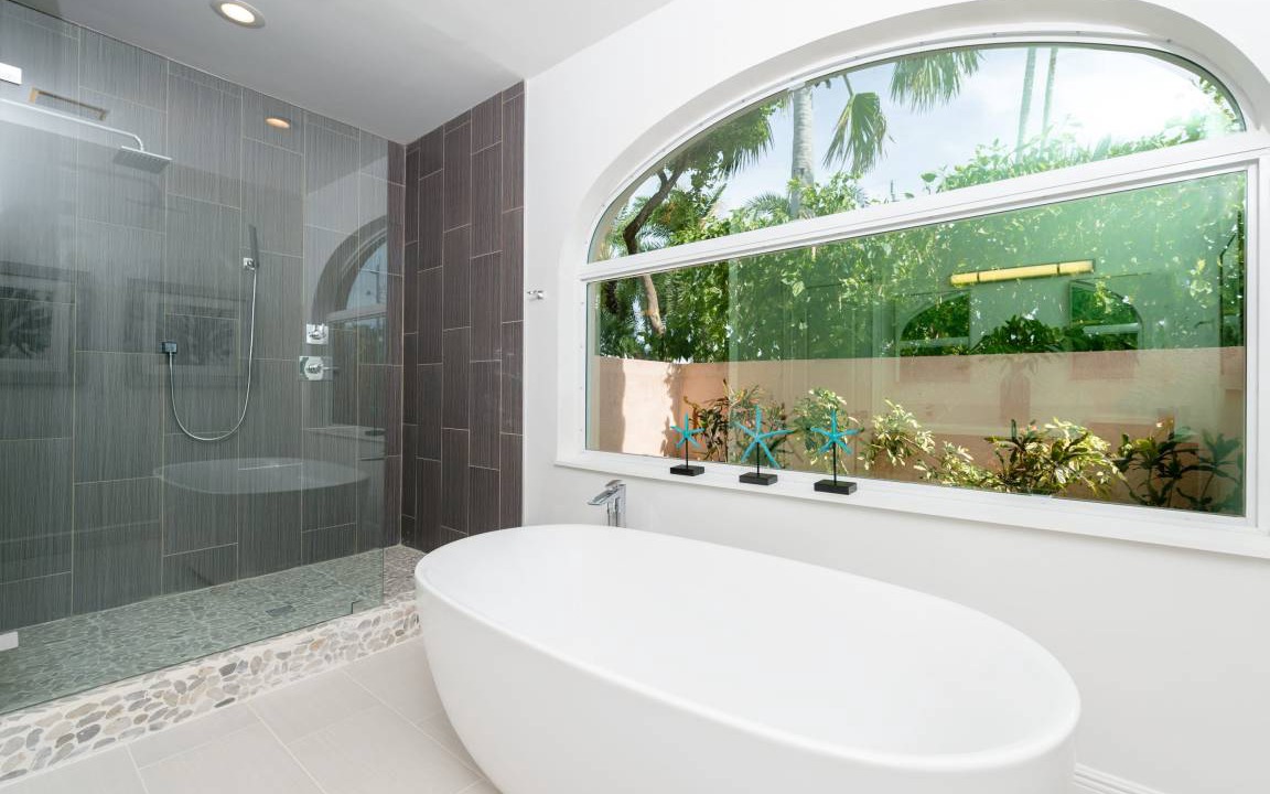 Photo of Bathroom in Coury