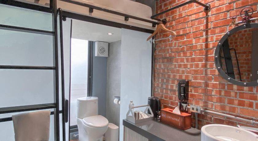 Photo of Bathroom in East District