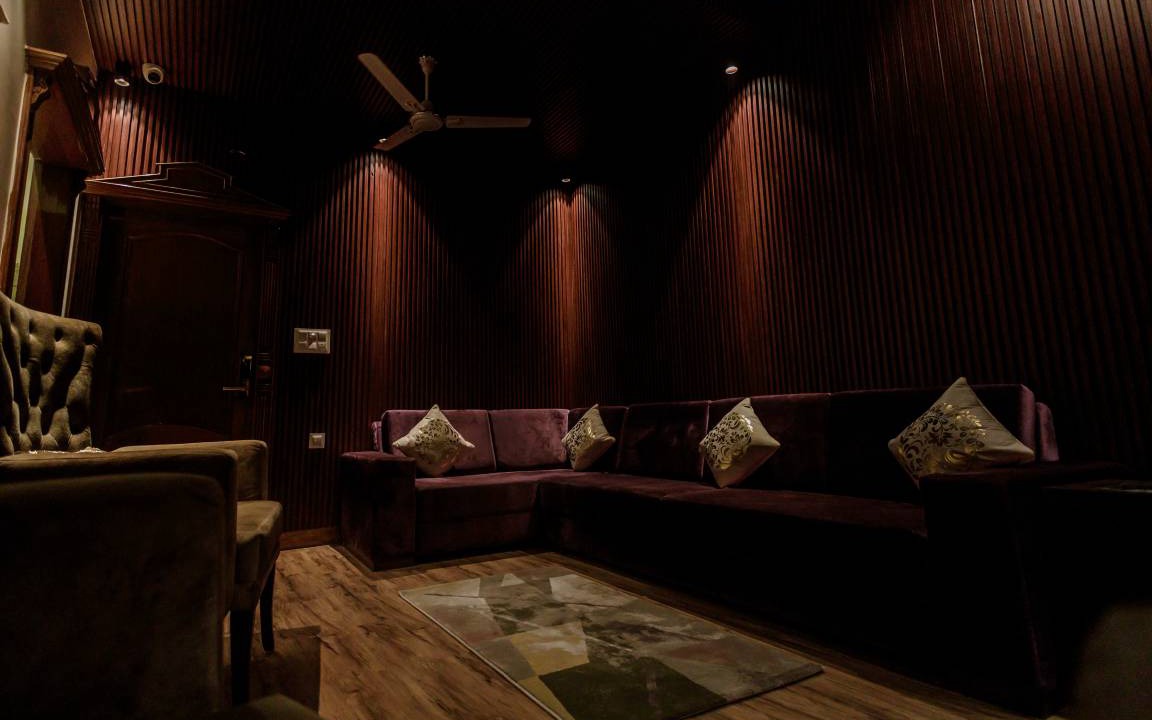 Photo of Livingroom in Ranjit Avenue