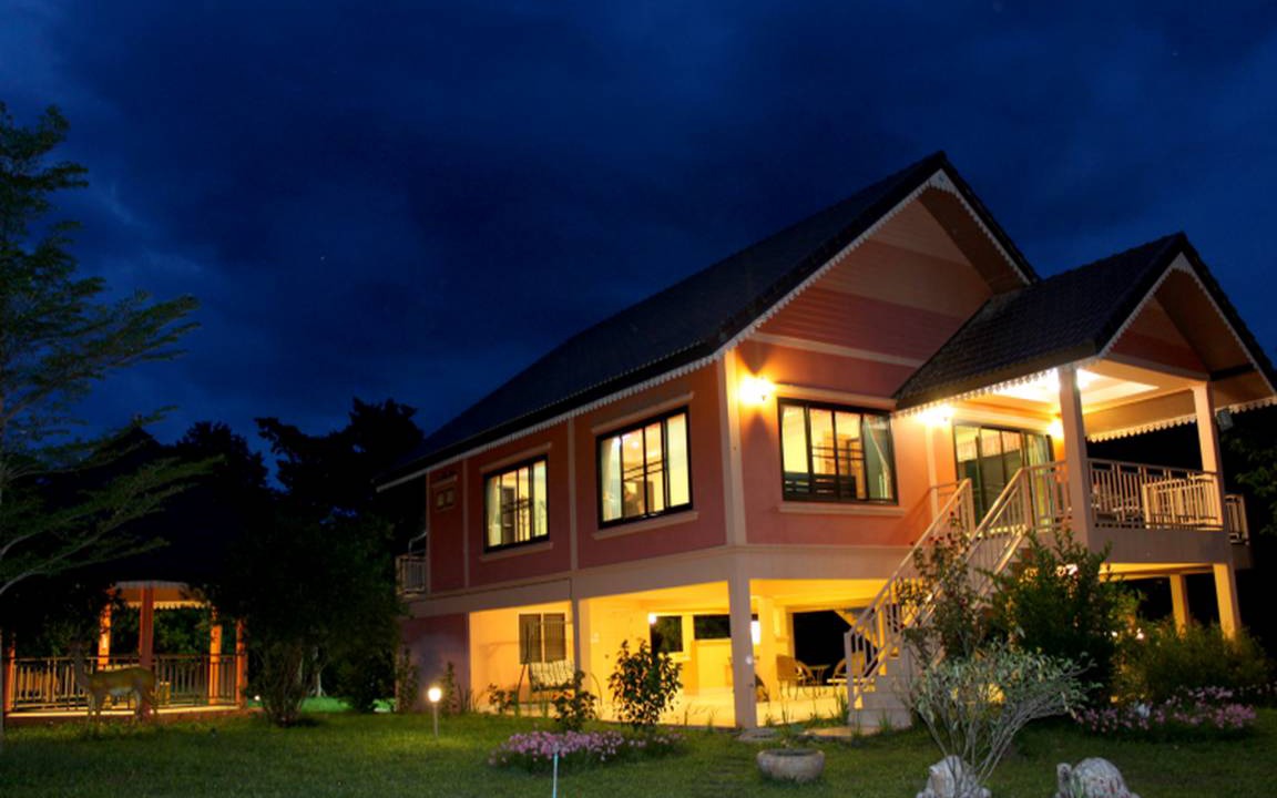 Photo of Others in Muak Lek