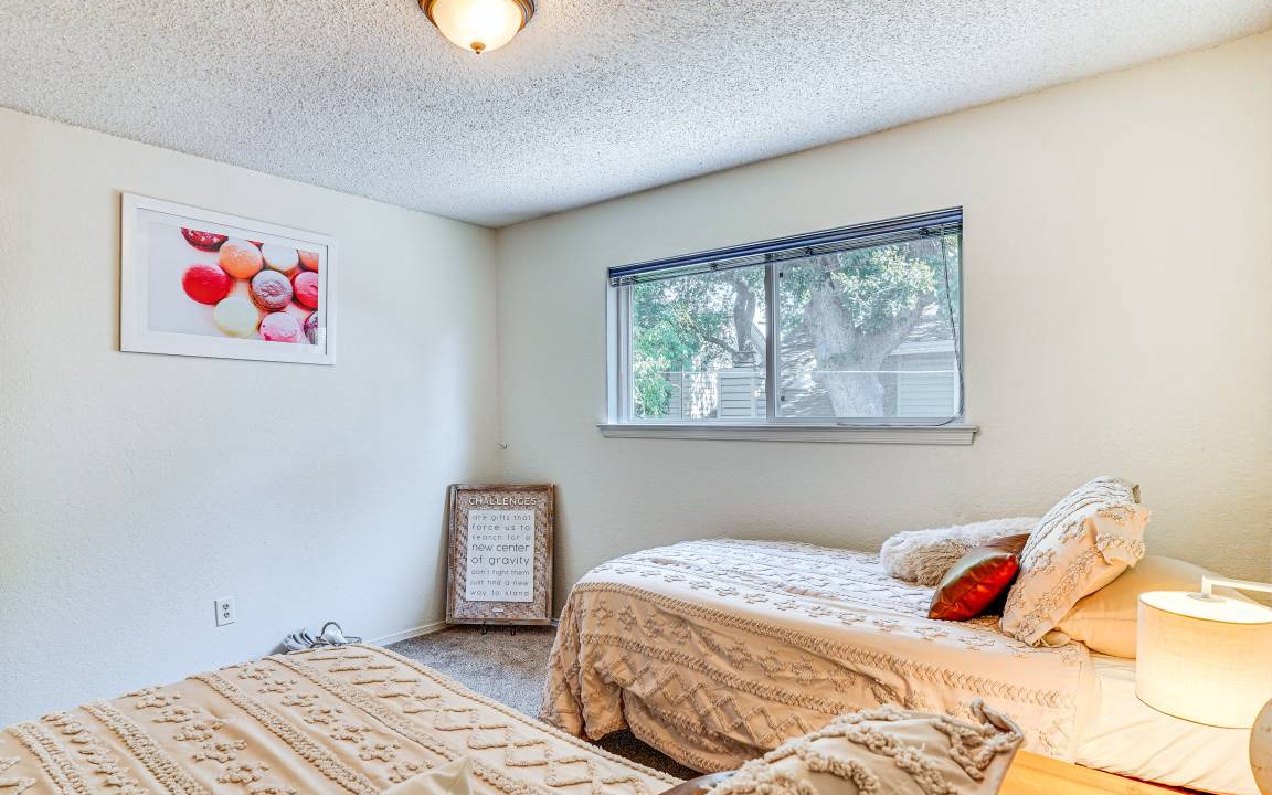 Photo of Bedroom in West Arlington