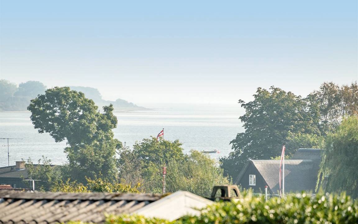 Photo of Others in Bjert
