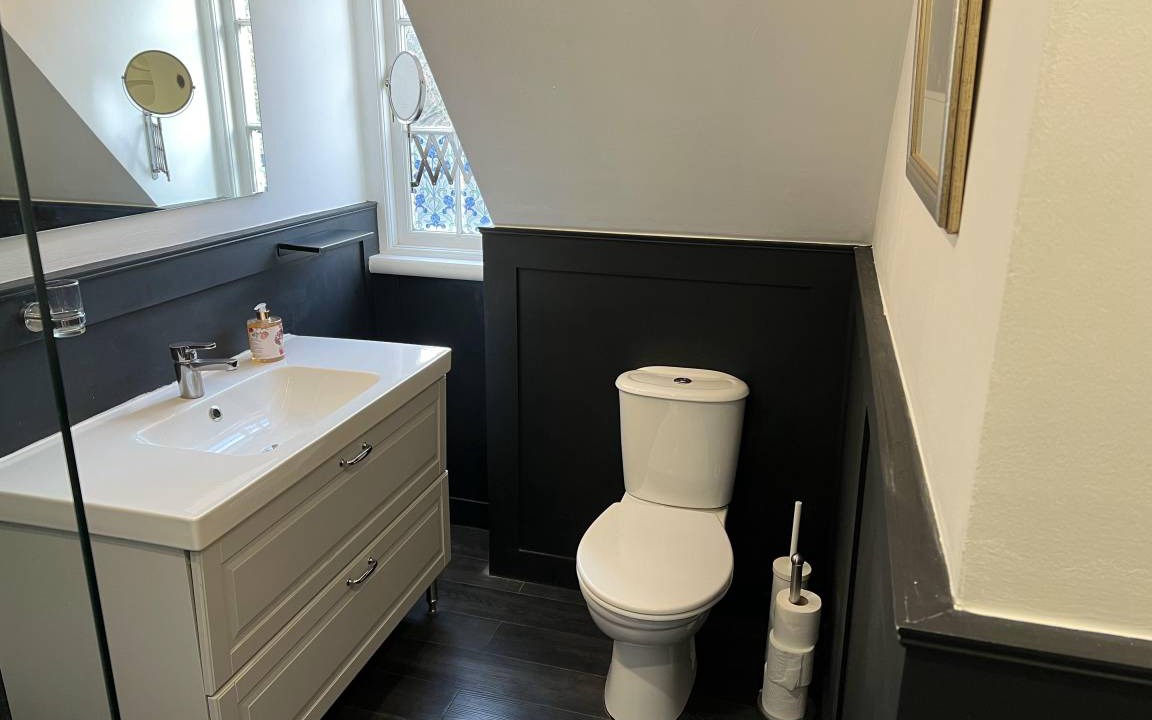Photo of Bathroom in The Park