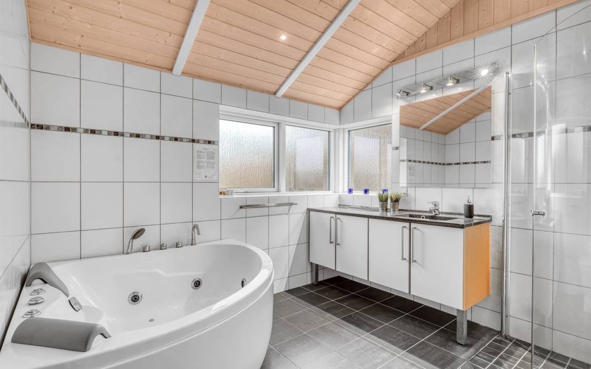 Photo of Bathroom in Ronbjerg