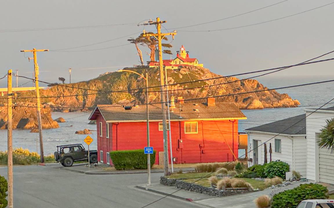 Photo of Others in Crescent City