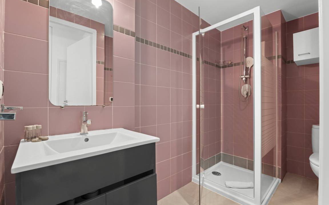 Photo of Bathroom in Gambetta
