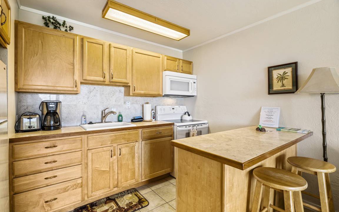 Photo of Kitchen in Waikoloa