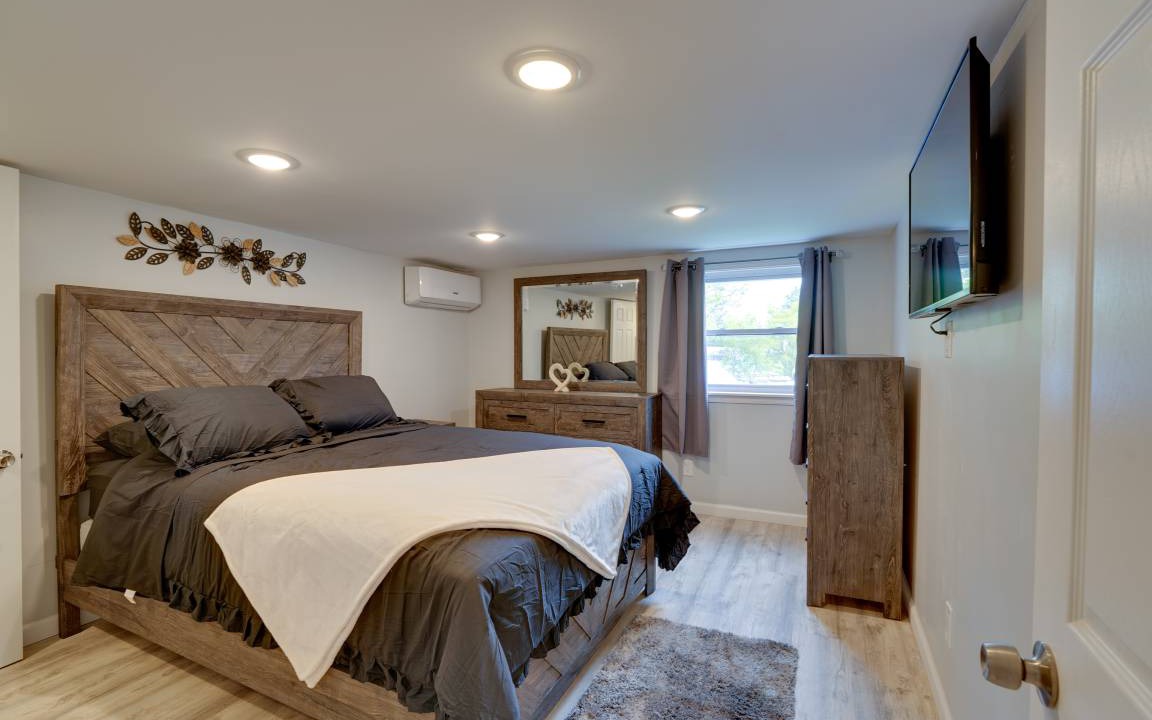 Photo of Bedroom in Harveys Lake