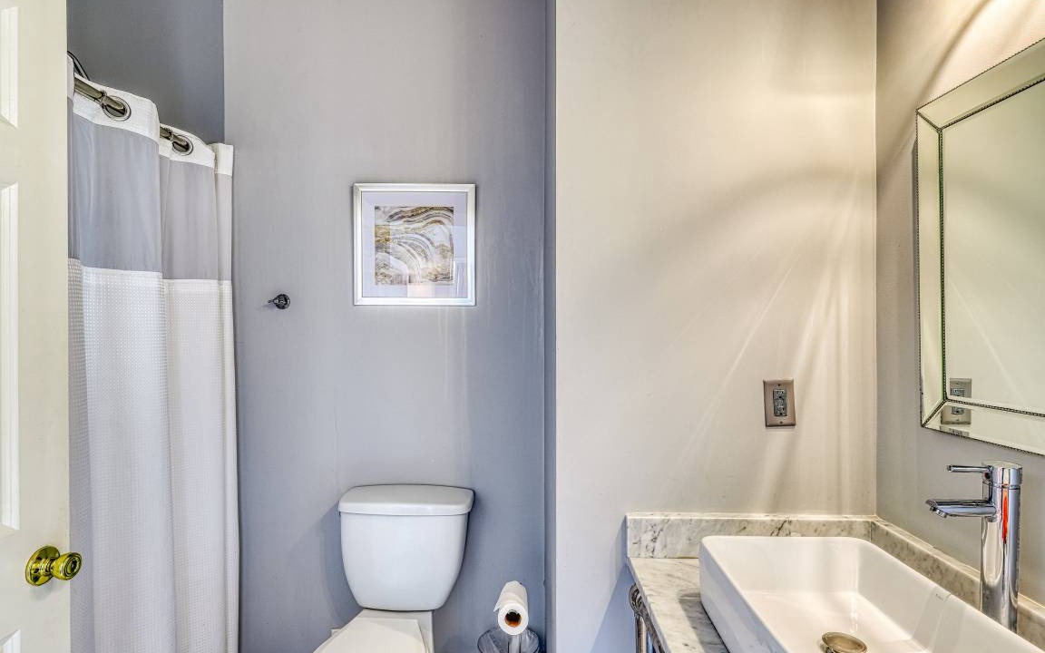 Photo of Bathroom in Old West Broad Neighborhood