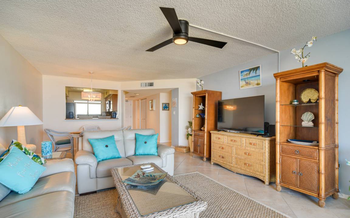 Photo of Livingroom in Sand Key