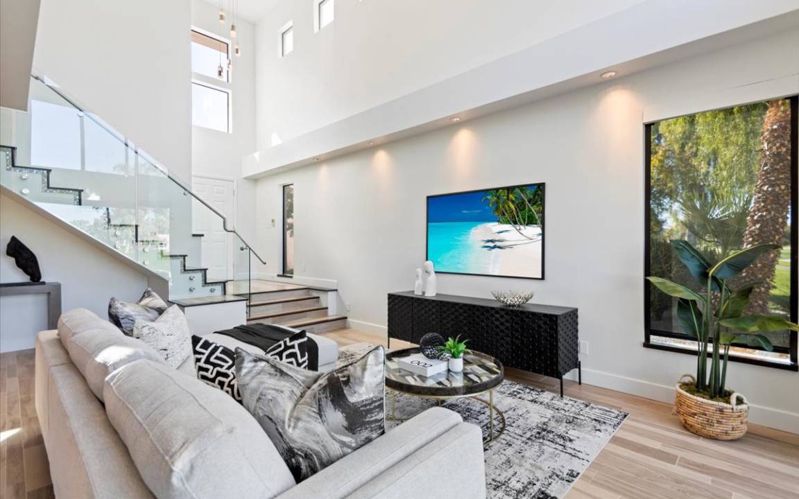 Photo of Livingroom in South Scottsdale