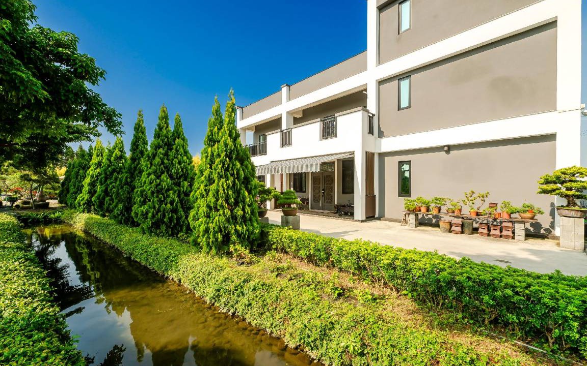 Photo of Buildings in Gongguan