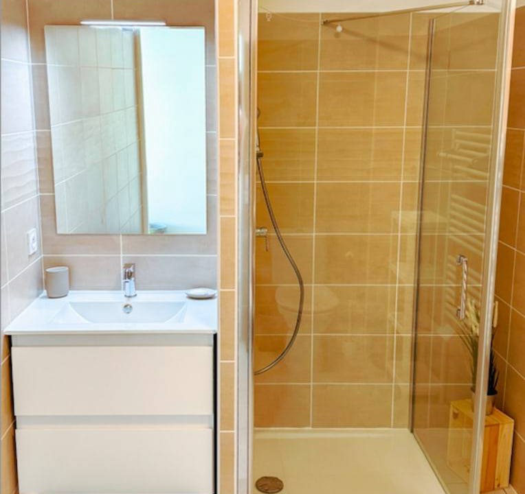 Photo of Bathroom in Gambetta