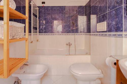 Photo of Bathroom in Zona XXIV Fonte Ostiense