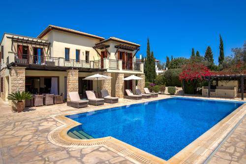 Photo of Others in Aphrodite Hills