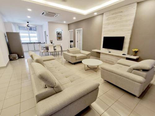 Photo of Livingroom in Downtown George Town