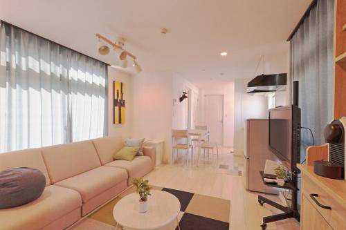 Photo of Livingroom in Nishi-Shinjuku