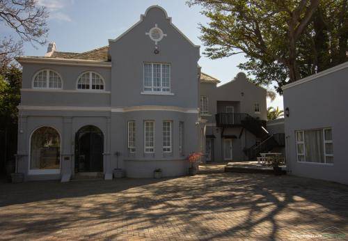 Photo of Buildings in Selborne