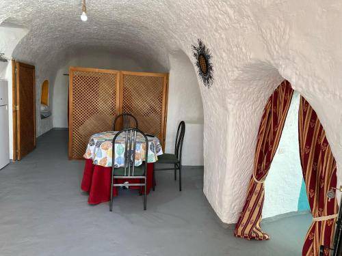 Photo of Others in Baza