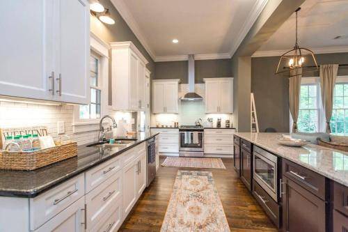Photo of Kitchen in Shelby Hills