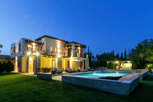 Photo of Others in Aphrodite Hills