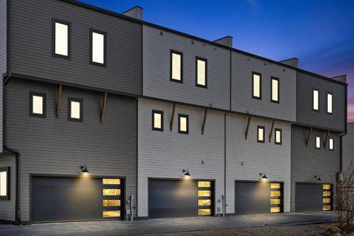 Photo of Buildings in Katie Hill Neighborhood