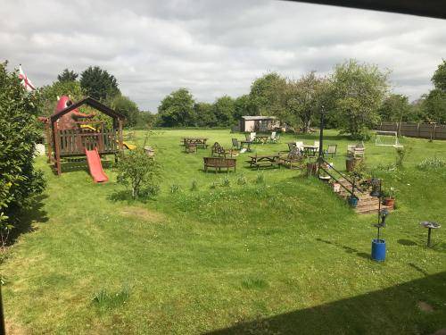 Photo of Others in Postcombe