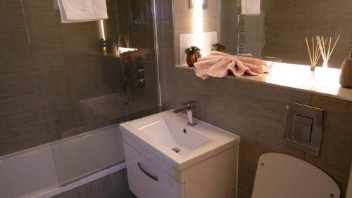 Photo of Bathroom in Great Linford