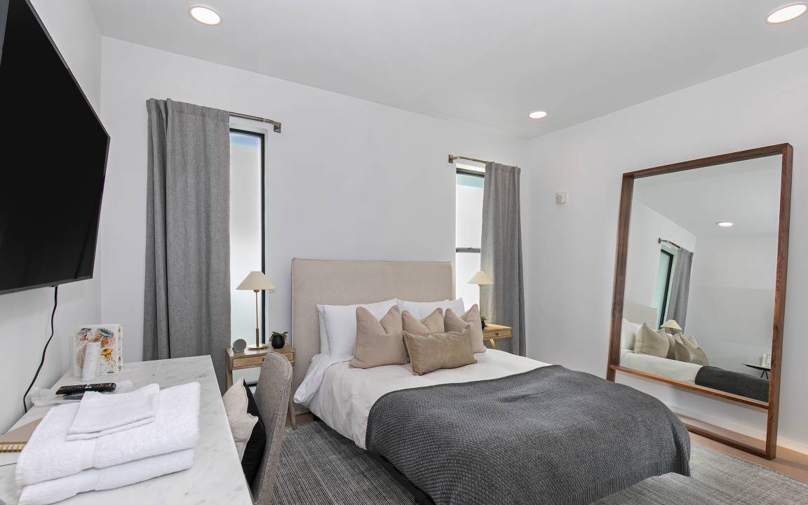 Photo of Bedroom in North Capitol