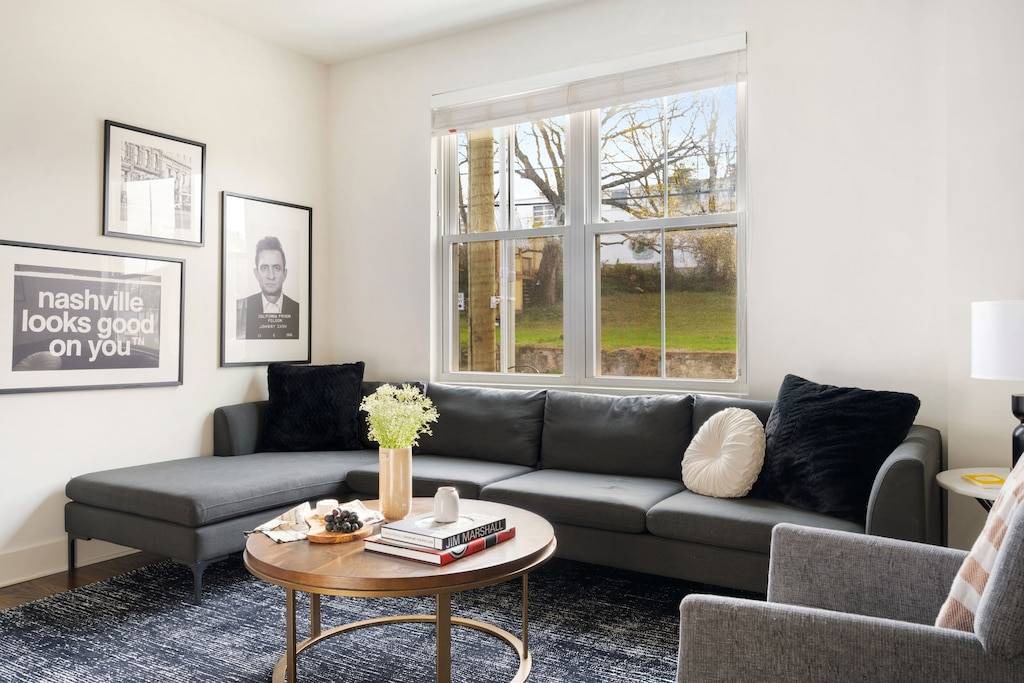 Photo of Livingroom in South Nashville