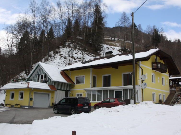 Photo of Buildings in Radenthein