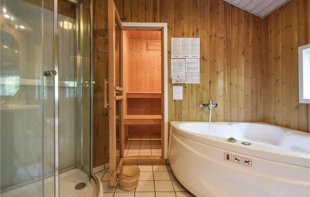Photo of Bathroom in Vemmenæs