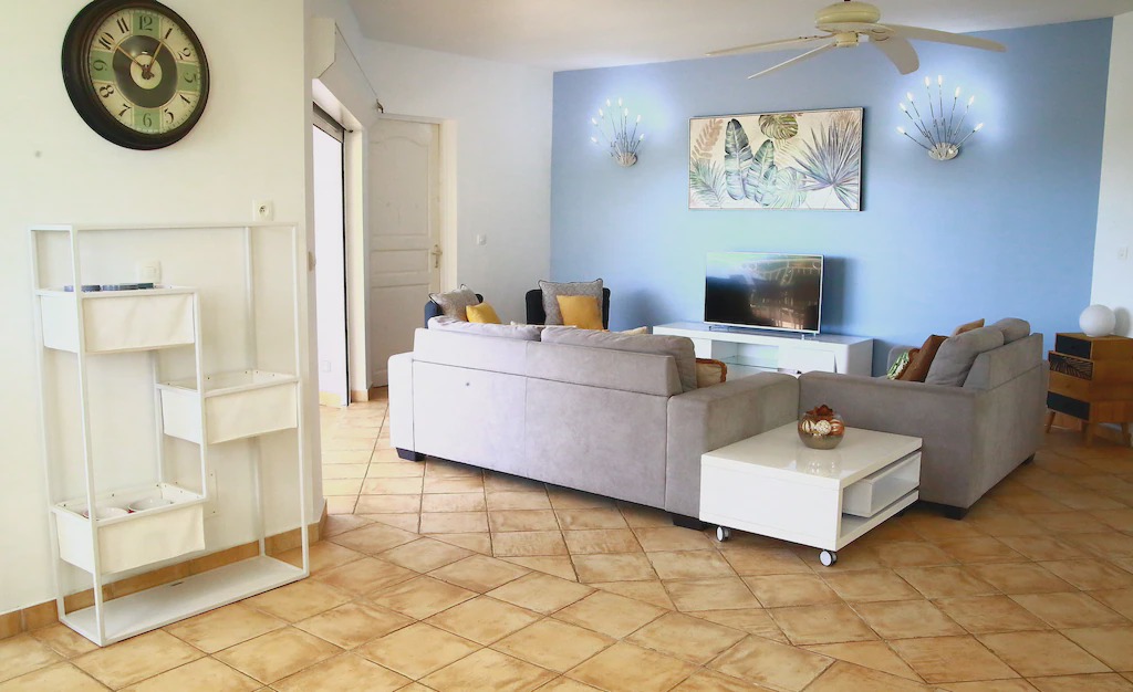 Photo of Livingroom in Trois-Rivieres