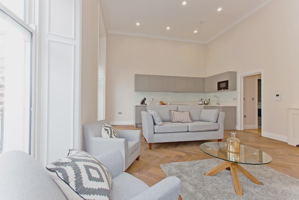 Photo of Livingroom in Earl's Court