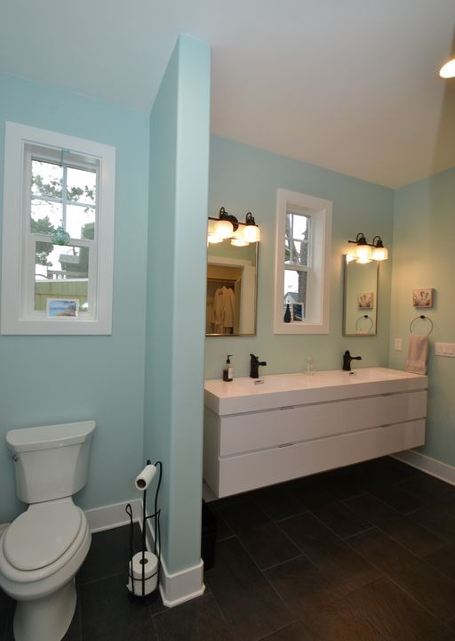 Photo of Bathroom in Manzanita