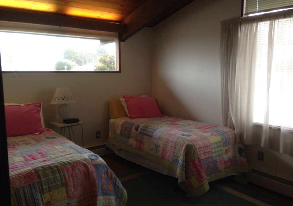 Photo of Bedroom in Weekapaug