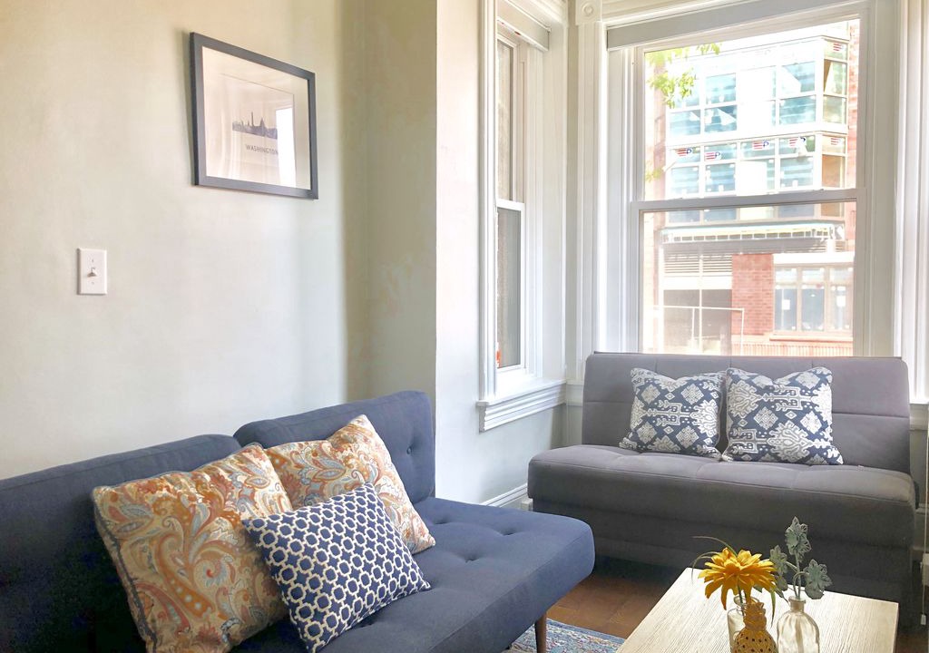 Photo of Livingroom in Shaw