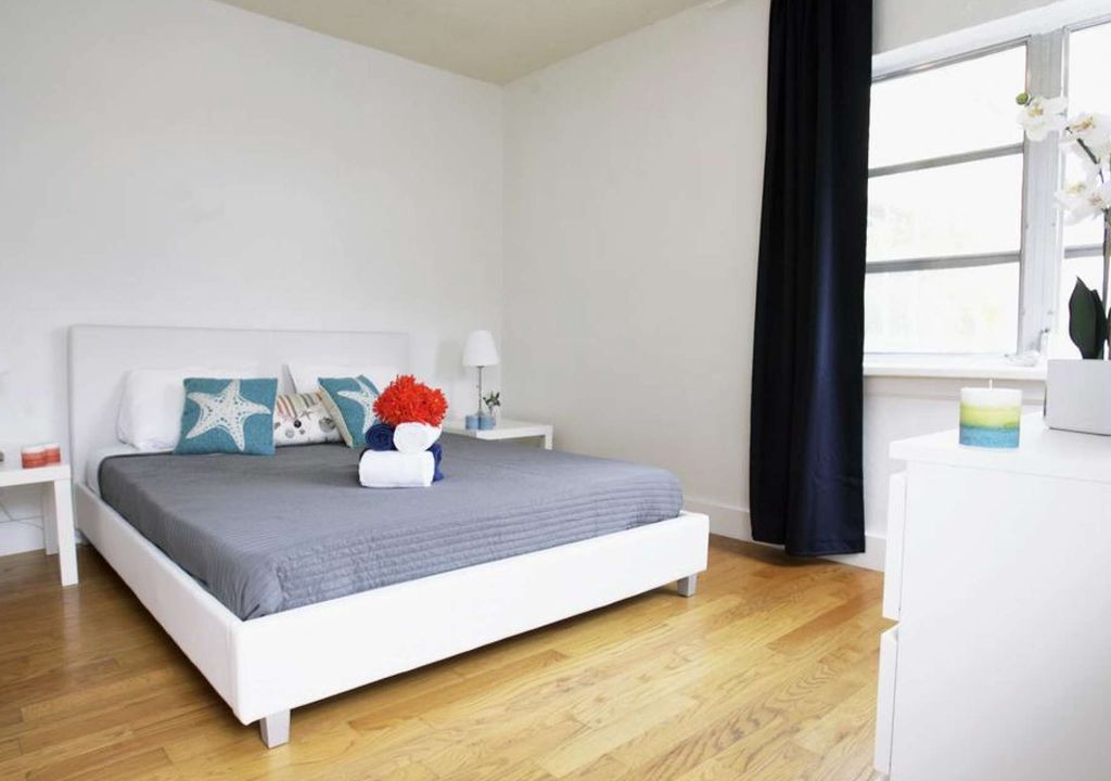 Photo of Bedroom in American Beach
