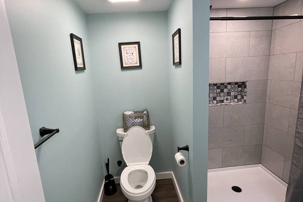 Photo of Bathroom in Shawanese