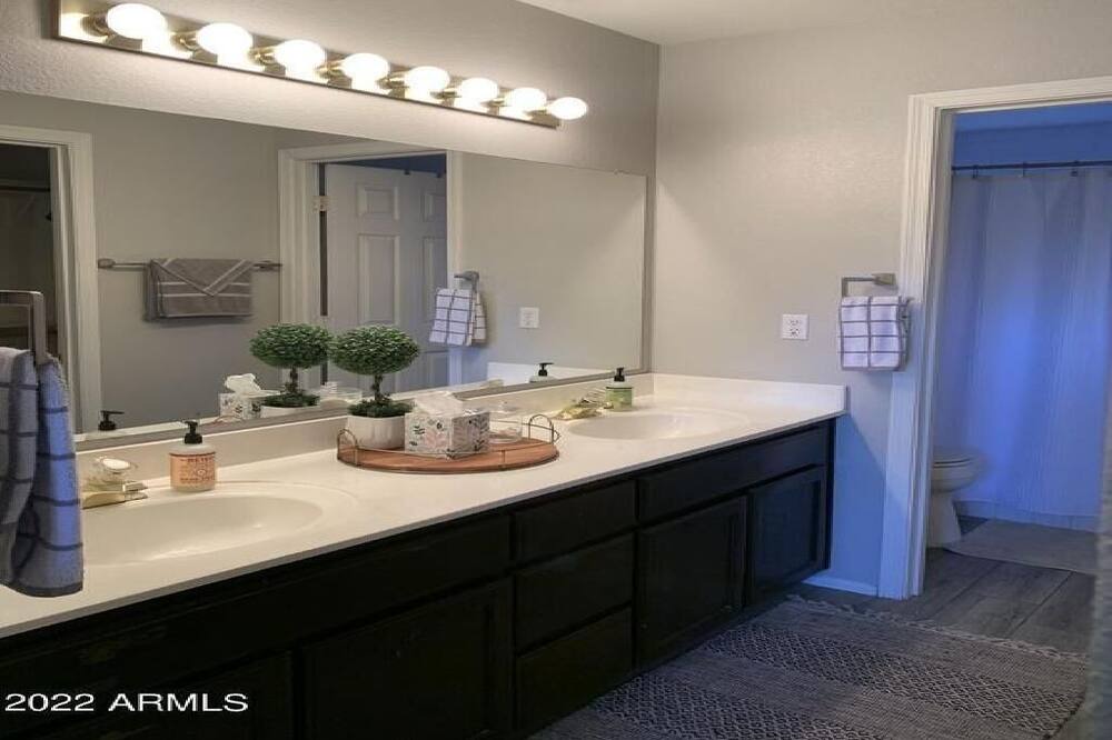 Photo of Bedroom in McCormick Ranch