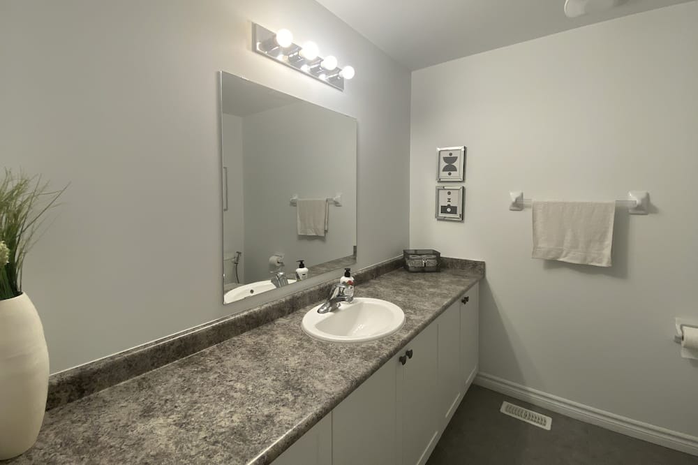 Photo of Bathroom in Kitchener