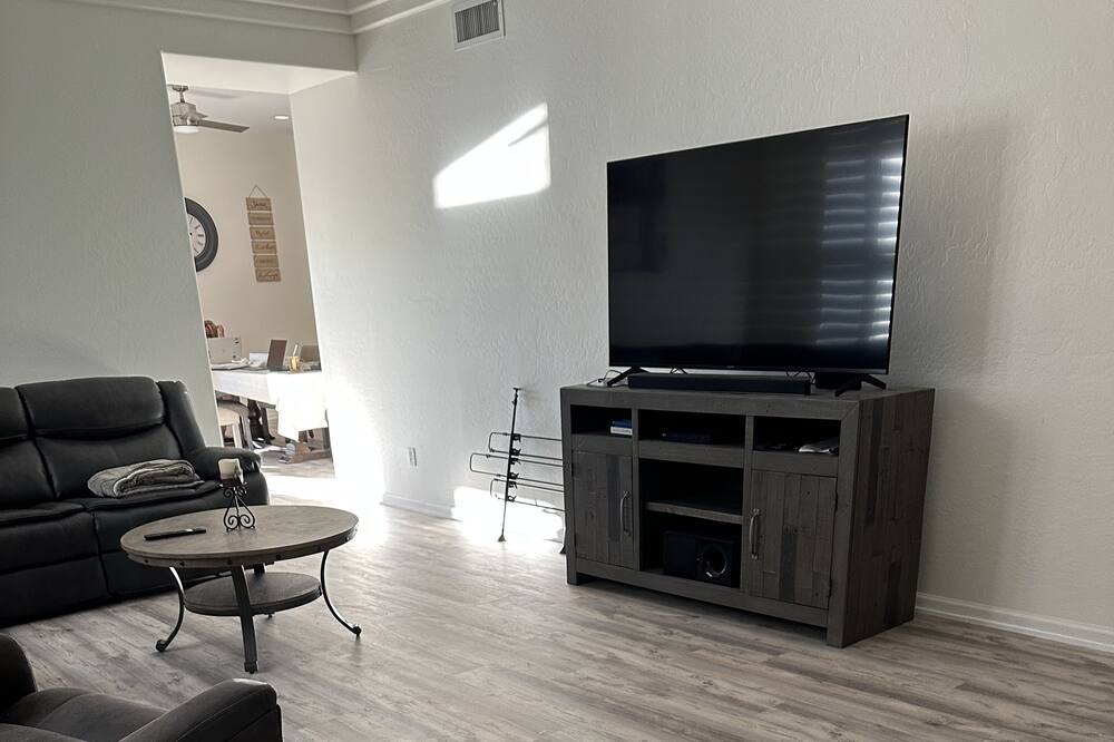Photo of Bedroom in McDowell Mountain Ranch