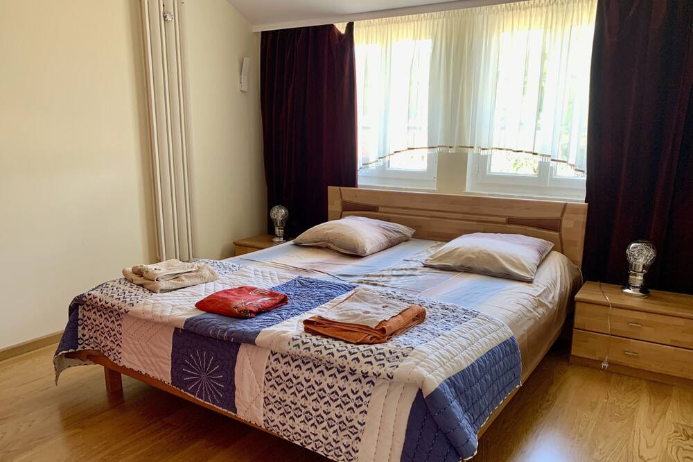 Photo of Bedroom in Bailleau-l'Eveque